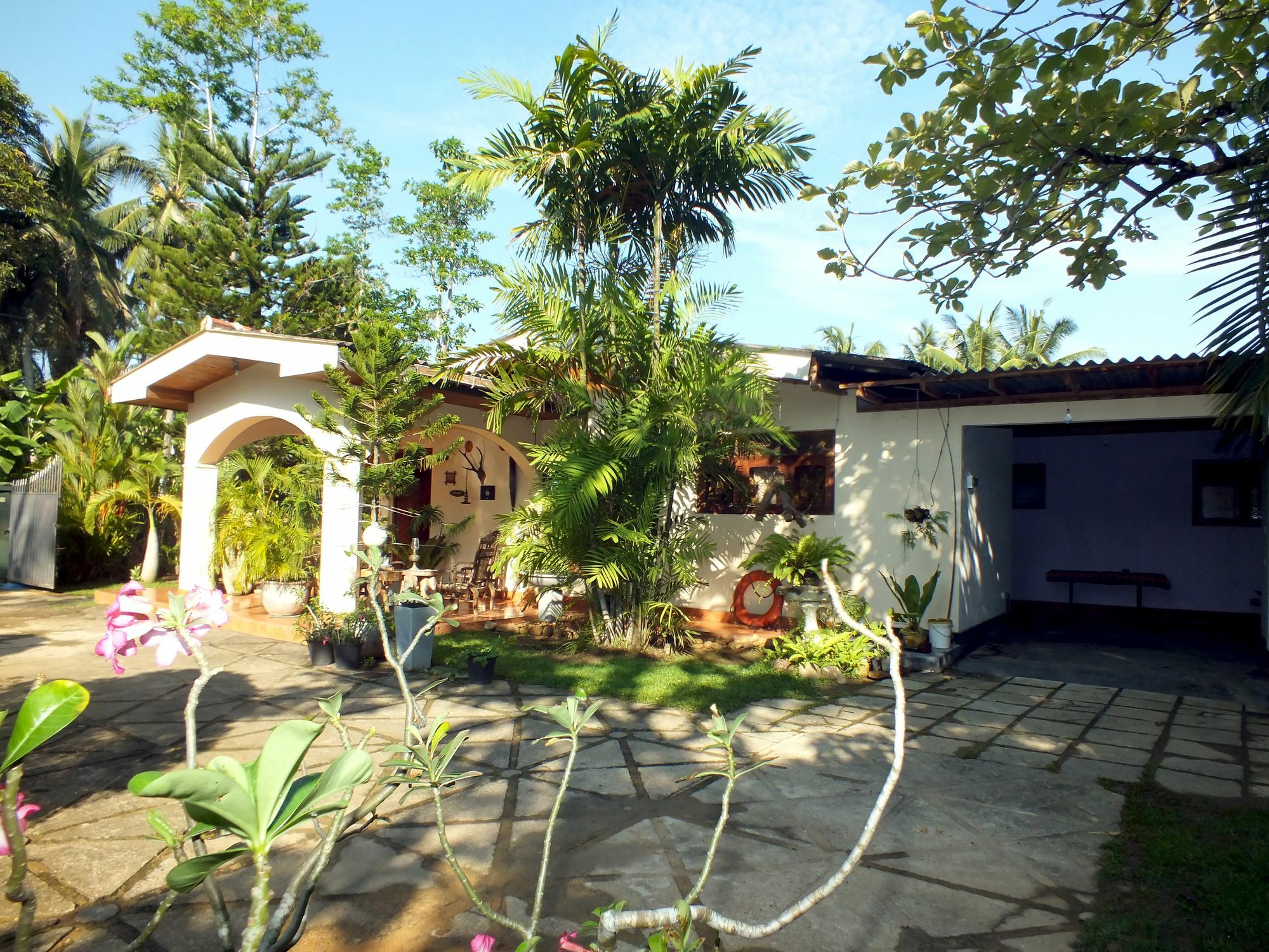 River Side Villa Гале Екстериор снимка
